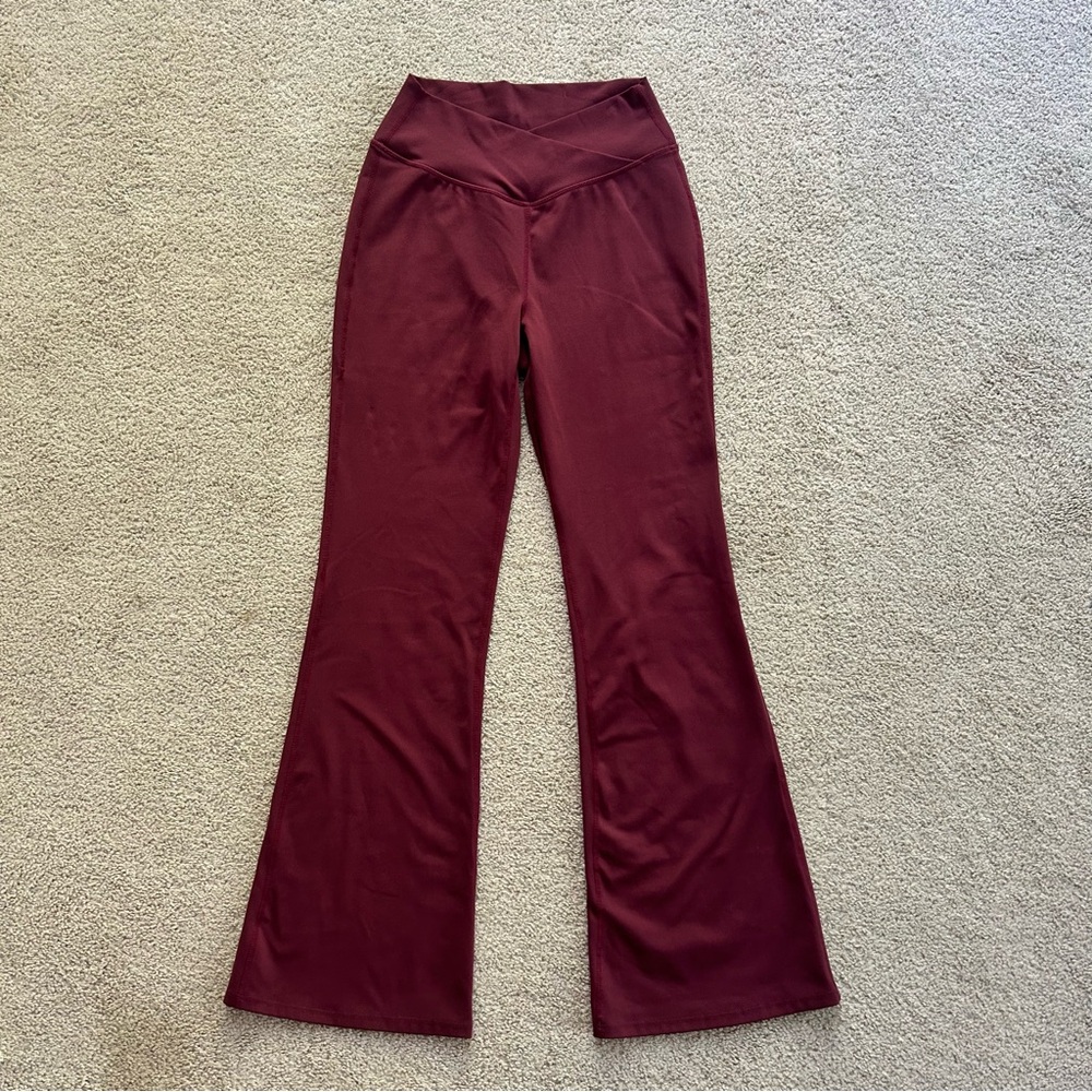 Halara Crossover Yoga Pants Petite Small Burgundy High Waisted Flare Leggings
